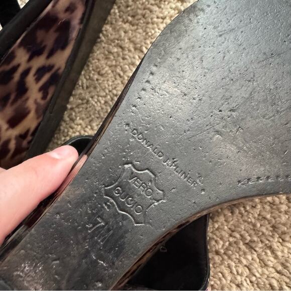 Donald J Pliner Black & Leopard Print Wedge Thong Sandals Women’s Size 7 - Picture 10 of 10